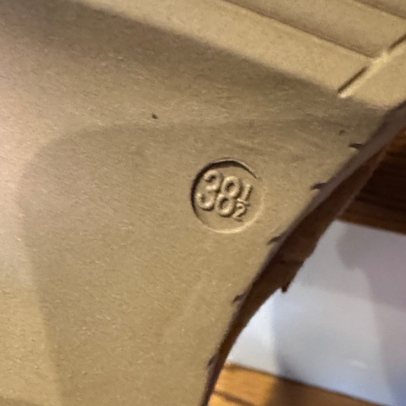 Stylish Tan Suede Loafers with Chunky Heel - Picture 11 of 11